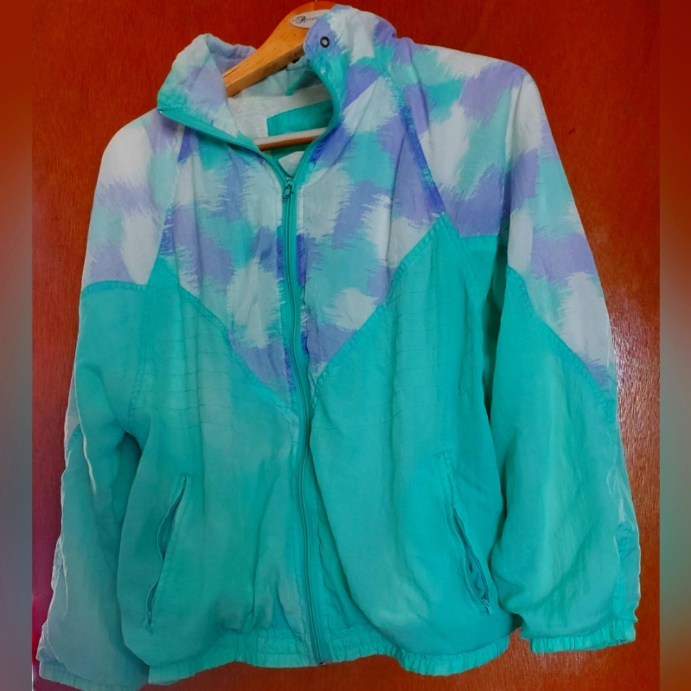 Retro 1980s Windbreaker/Workout Jacket, lined, size Medium